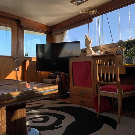 船屋 Master In Golfe Juan